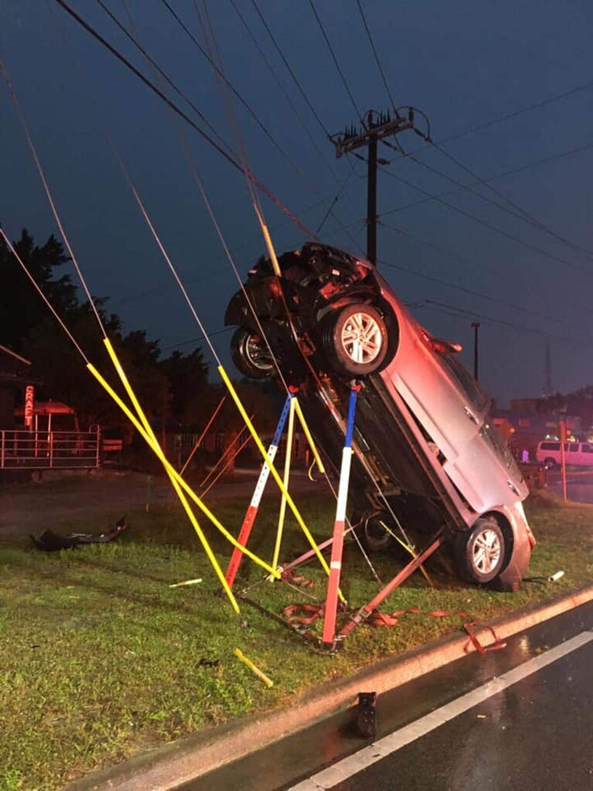 Sarasota County emergency crews responded to a crash on Cattlemen Drive early Wednesday morning. No major injuries were reported.
