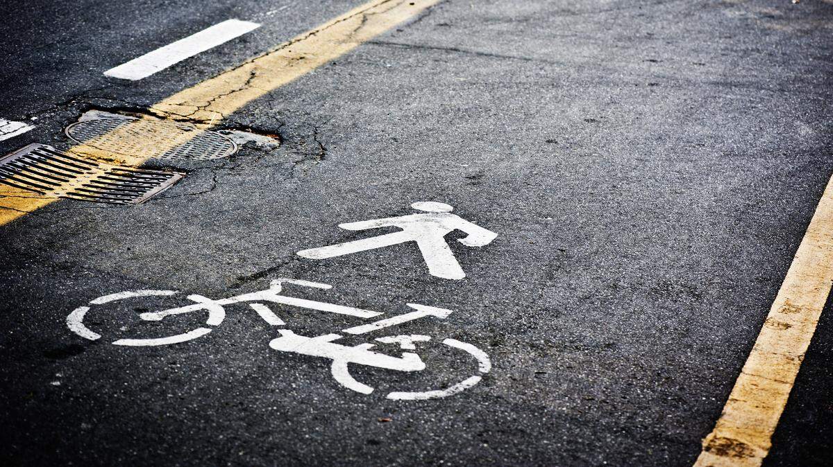 A 71-year-old woman in Bradenton was hit by a garbage truck while walking through the condo parking lot on Tuesday, Jan. 17, 2023.