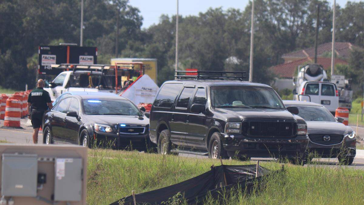 The new roundabout at State Road 64 East is open for traffic, but there is still plenty of construction going on there. Deputies were stopping drivers Thursday who failed to obey the 25 mph speed limit.