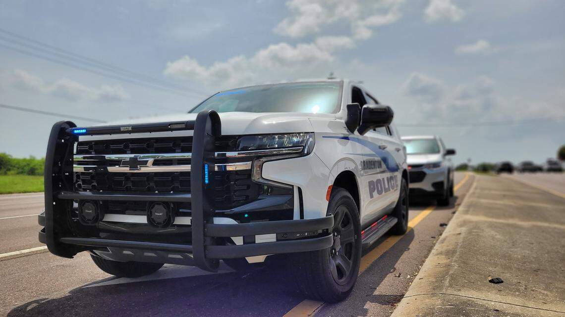 The Bradenton Police Department is planning to use SUVs as its primary police vehicle. The department’s current fleet consists of Ford Explorers, Chevrolet Tahoes, Dodge Chargers, Ford Taurus, and Chevrolet Caprices.