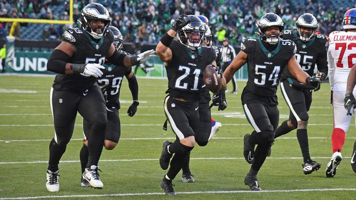 From Bradenton to the Super Bowl. These pro football athletes played in Manatee County