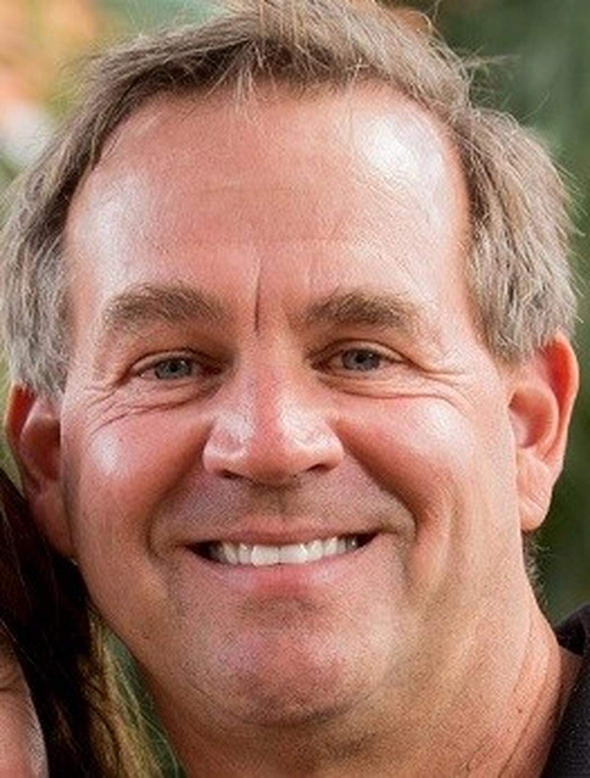 Rick Hurst, an incumbent Holmes Beach City Commissioner is seeking re-election. A six-year resident of Holmes Beach, he works as a software consultant and is a managing partner of the Freckled Fin Irish Pub.