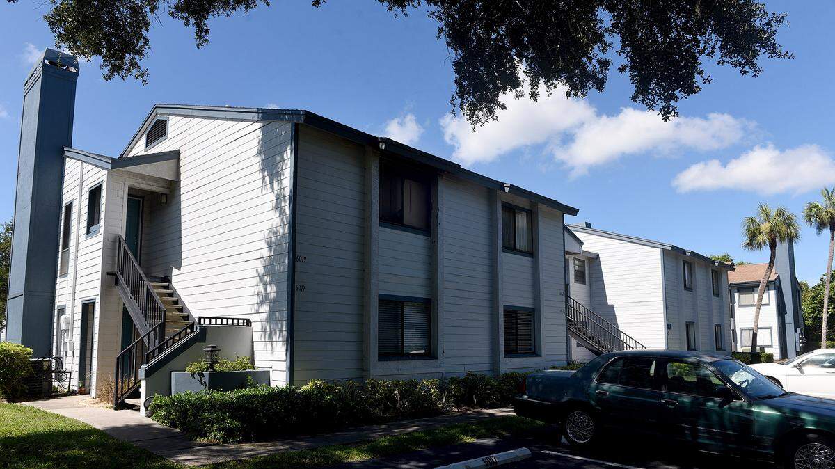 08/11/21—Lightning struck second floor apartment at The Preserves of Manatee August 10, igniting a fire.
