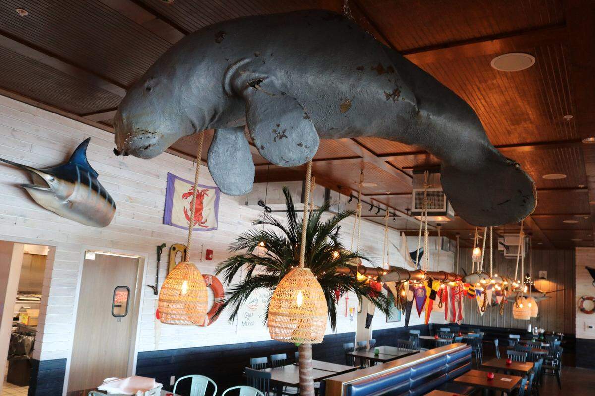 9/12/2020--One of Bradenton’s newest restaurants, Floridays Woodfire Grill & Bar, 12332 Manatee Ave. W., offers favorite seafood and meat dishes, along with traditional southern fare, served indoors or outdoors on Anna Maria Sound.