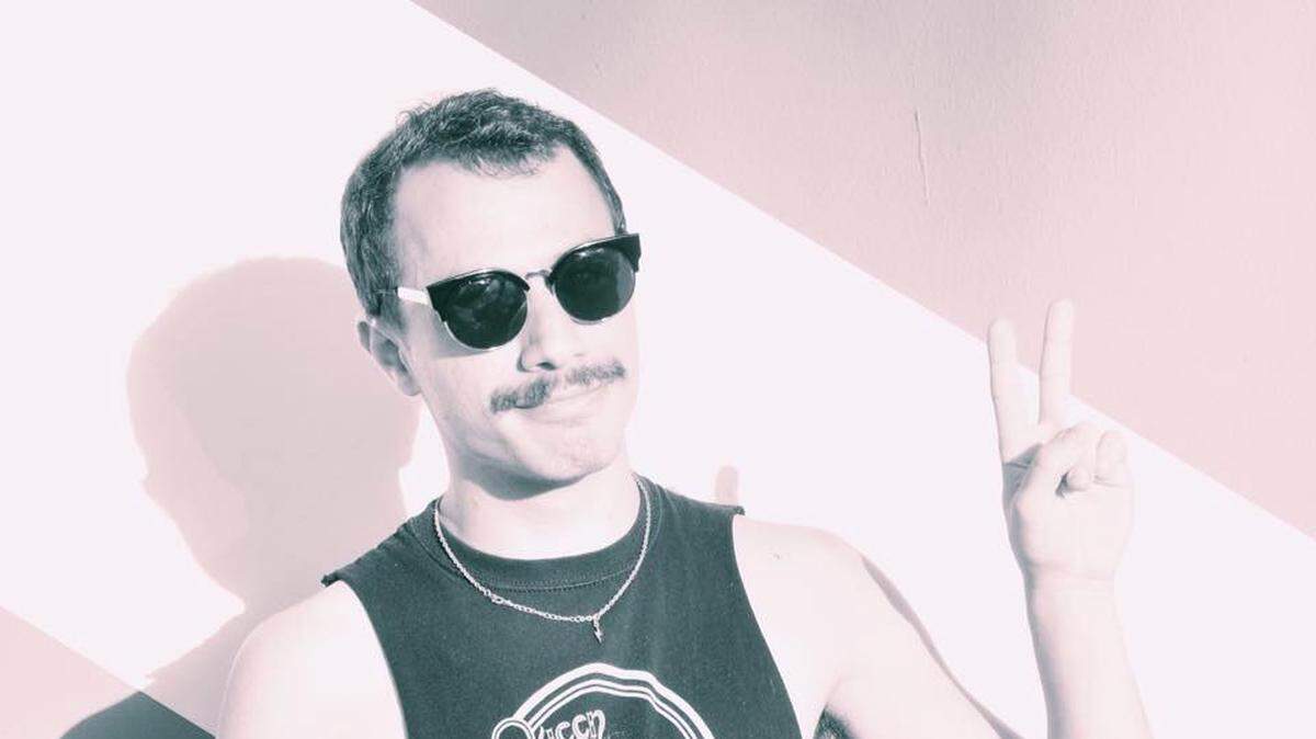 Ben Katzman of Ben Katzman’s DeGreaser, a Miami-based band heading to Bradenton for a Friday night performance at Jerk Dog Records.