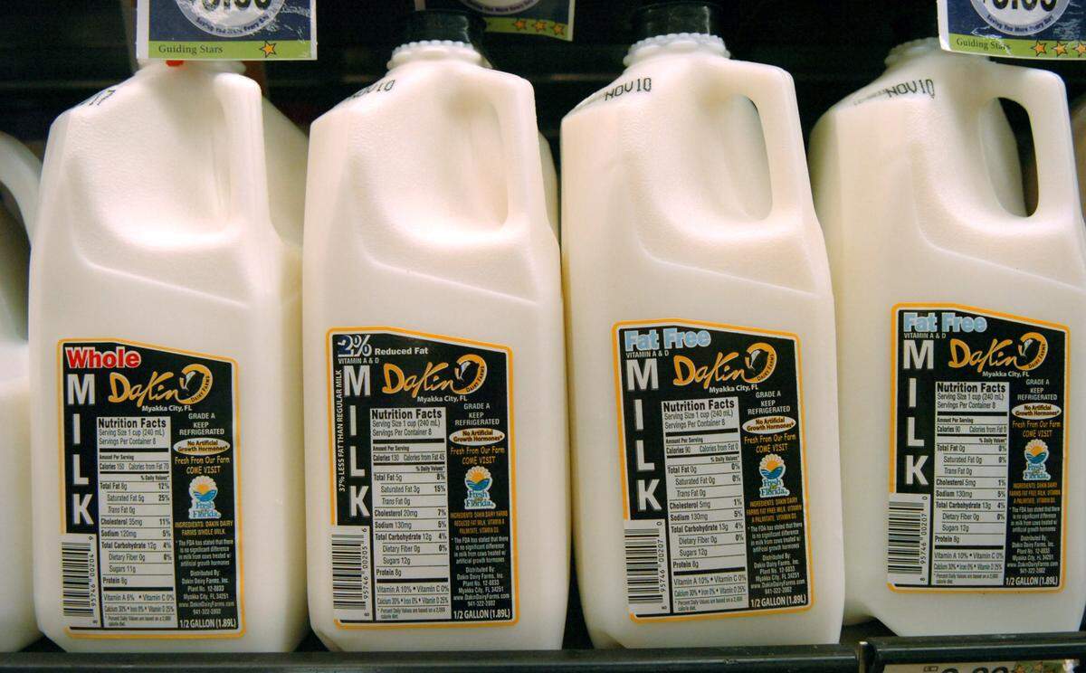 GRANT JEFFERIES/gjefferies@bradenton.com Organic milk from Dakin Dairy Farms in Myakka City, on the shelf at Sweetbay Supermarket in Palmetto.