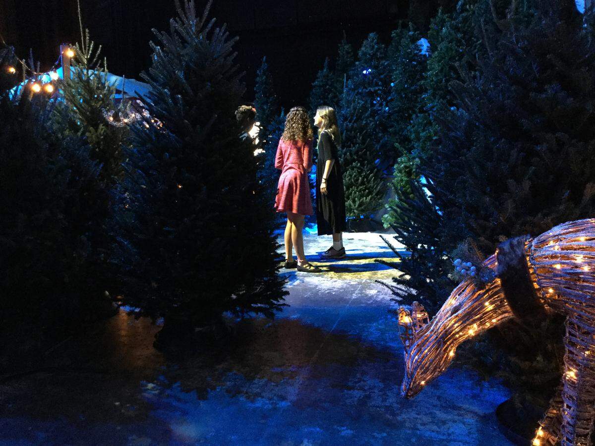 Thanks to Feld Entertainment Studios, this year’s Manatee County Sheriff’s Office Flight to the North Pole for sick and disabled children was truly a winter wonderland.