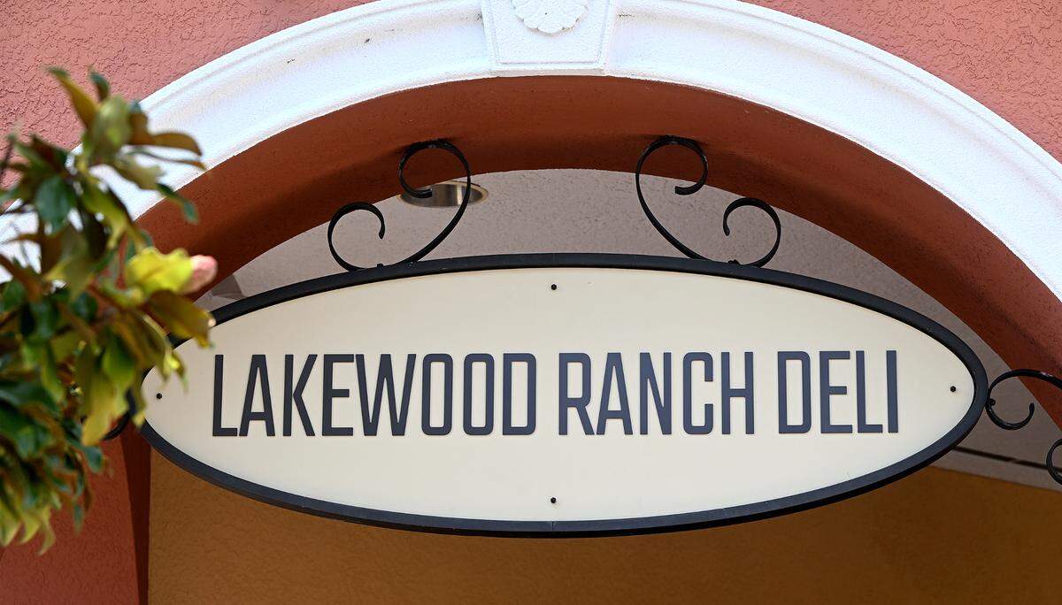 The sign at the Lakewood Ranch Deli.