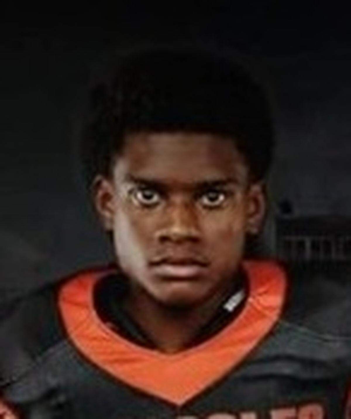 Southeast quarterback Maleek Huggins