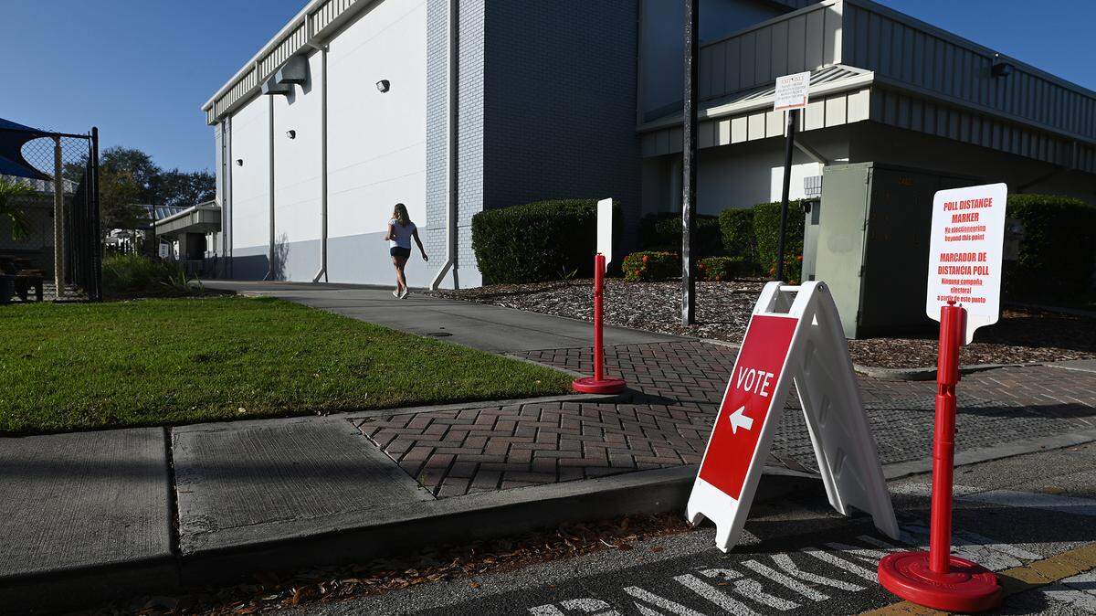 A voter heads to the poll at G.T. Bray Nov. 8, 2022 for the midterm elections.