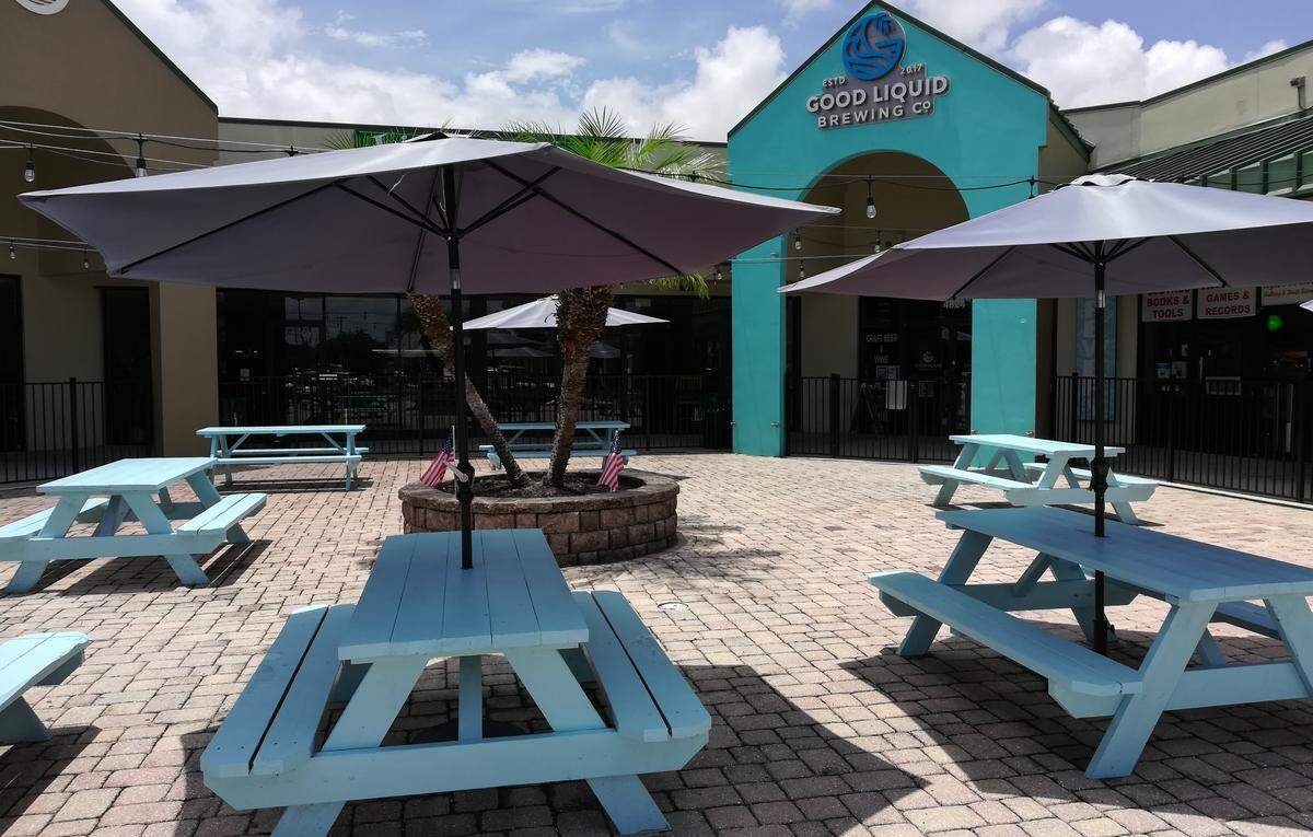 Hang out in the beer garden at The Good Liquid Brewing Company this Saturday and enjoy a food truck rally, live music and craft beer, wine and cider.