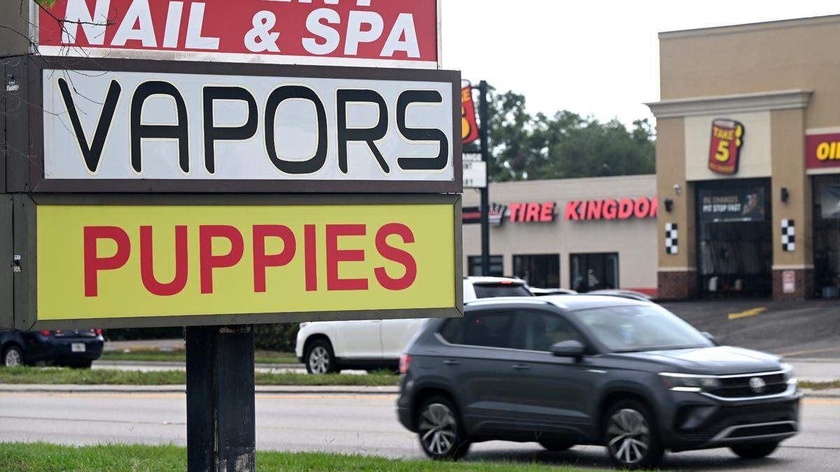 Commissioners voted this week to ban future pet sellers from opening in Manatee County and create tougher rules for existing stores. Shown is a puppy store in the 5000 block of Cortez Road.