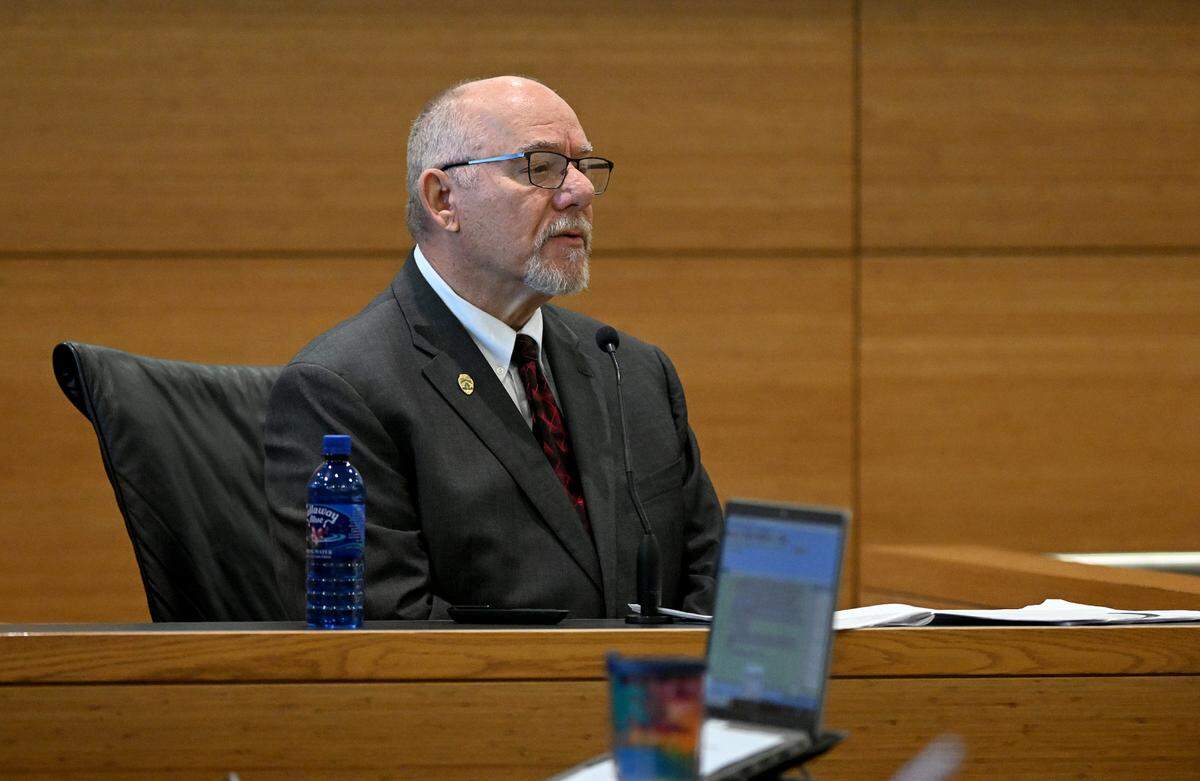 Bruce Ferris, domestic violence expert, testifies at the trial for Ashley Benefield on the fifth day of the trial for the second-degree murder of her husband, Doug Benefield, in 2020 at the Manatee County Judicial Center, July 29, 2024.
