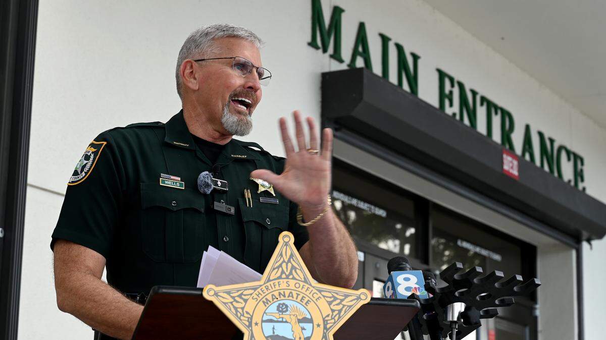 Manatee County Sheriff Rick Wells gives an update to the investigation after deputies shot and critically wounded a Parrish man after he pulled a gun during a domestic disturbance Monday night, according to the sheriff’s office.