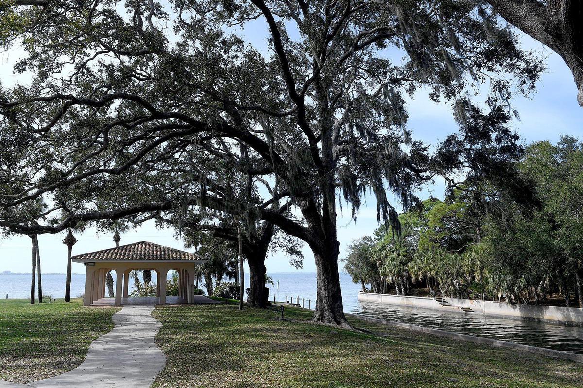 The county-owned Powel Crosley Estate’s close partnership with USF Sarasota-Manatee is part of the reason why the Board of County Commissioners unanimously agreed to break off a 9-acre piece of the land for USFSMÕs benefit at a meeting Tuesday morning.