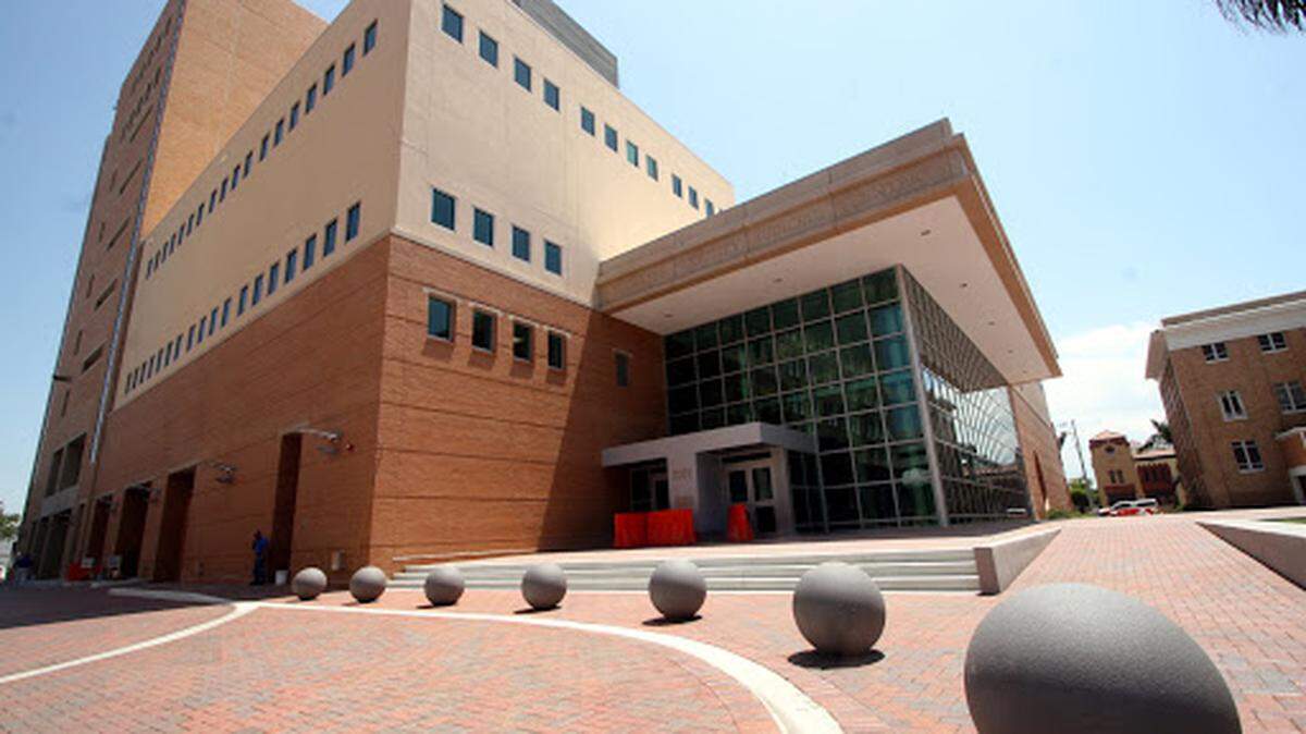 Masks will no longer be mandatory in the Manatee Judicial Center starting Nov. 1, following an administrative order from 12th Judicial Circuit Chief Judge Charles Roberts.