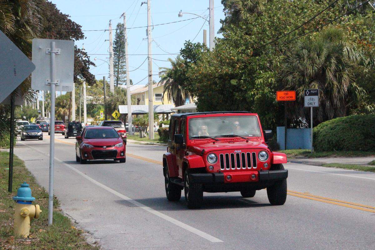 Although it is no longer the height of the winter tourist season, traffic can still be heavy on Anna Maria Island's narrow streets.