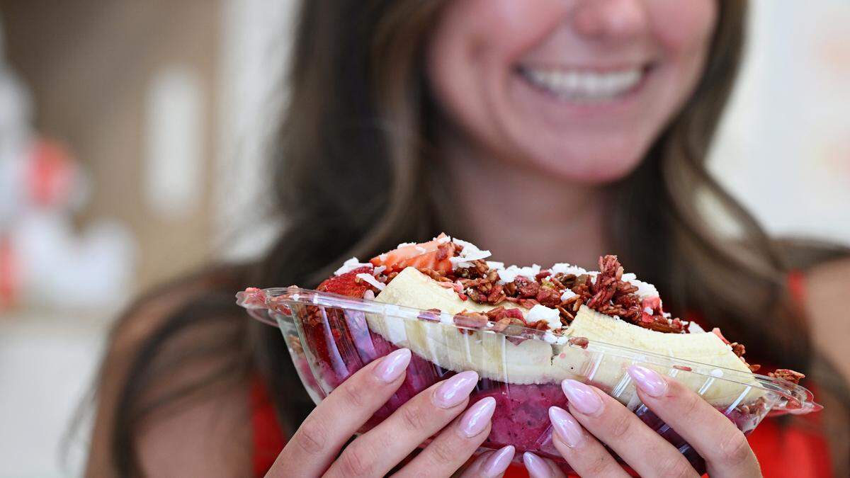 Clementine’s owner, Sky Kirkwood, holds an acai bowl at her eatery in downtown Bradenton. They specialize in natural, plant-based food with ingredients that are locally sourced. June 11, 2025.