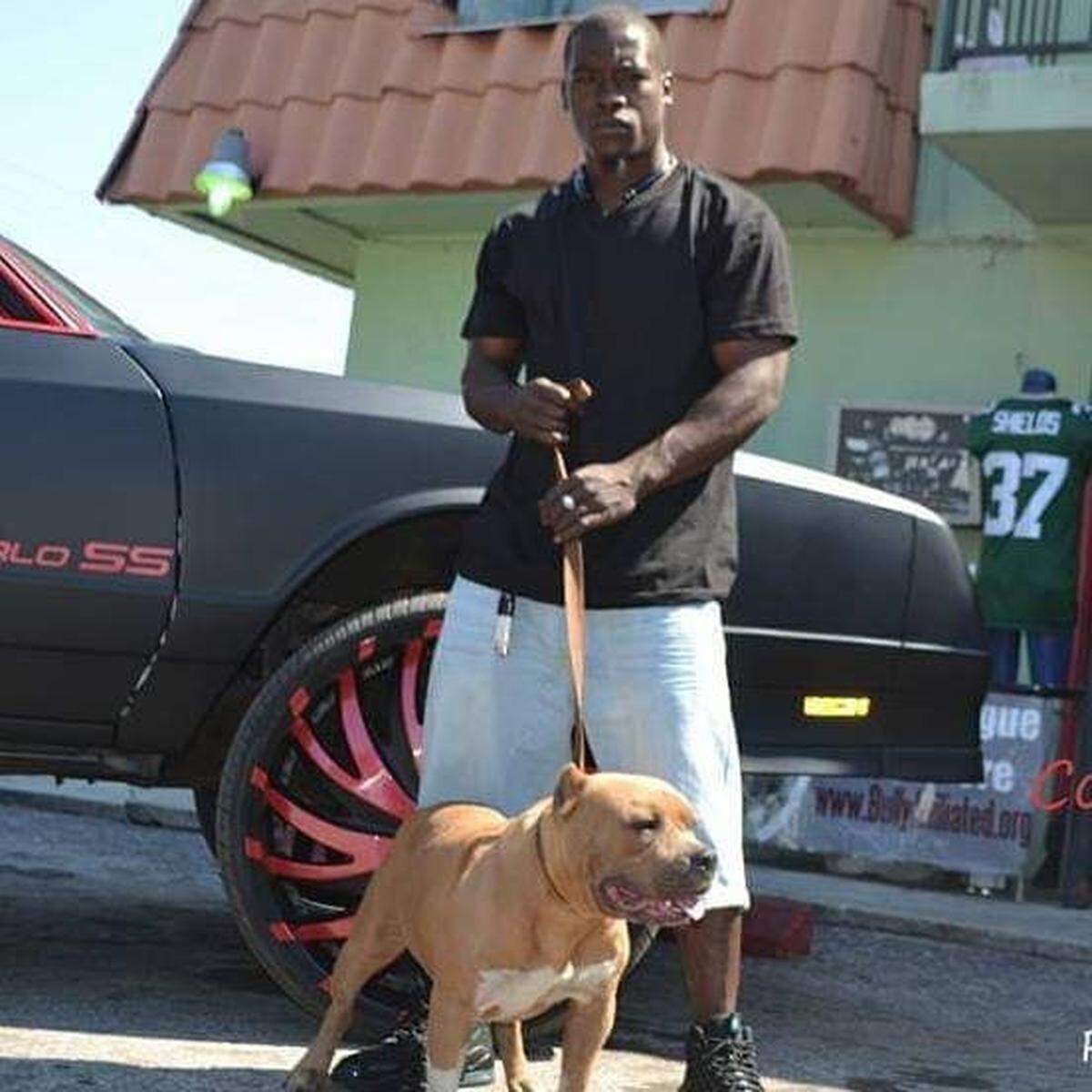 Antonio Bradley, 35, was found dead on the side of the road in Myakka City on Nov. 14. Investigators with the Manatee County Sheriff’s Office said they have arrested a man who confessed to the killing.
