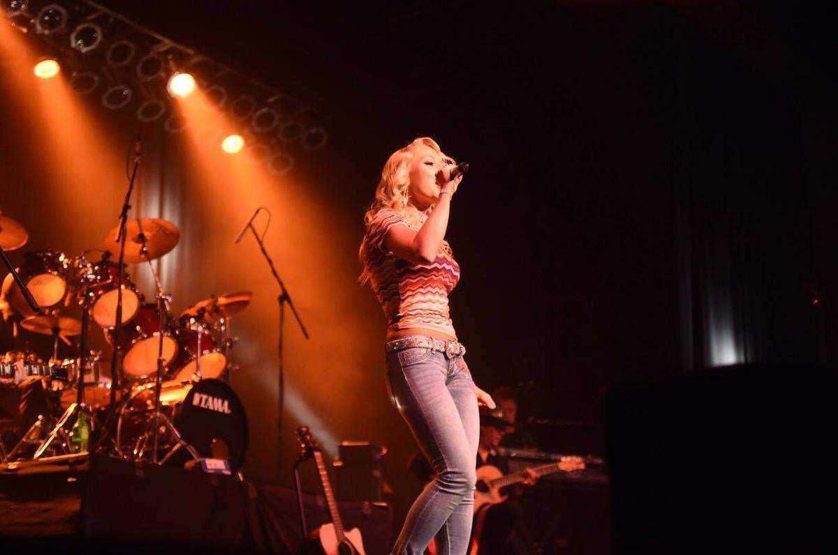 Up and coming country artist Melissa Lee will perform this Sunday at Motorworks Brewing in Bradenton.