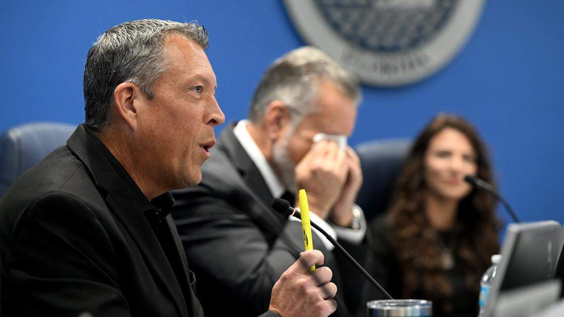 Commissioner George Kruse shares memories of Commissioner Carol Ann Felts at a meeting of the Manatee County Commission during a tribute to Felts on March 3, 2026.