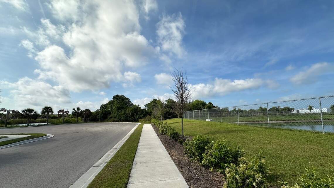 New affordable housing units could be coming to US 301 in Manatee County, records say