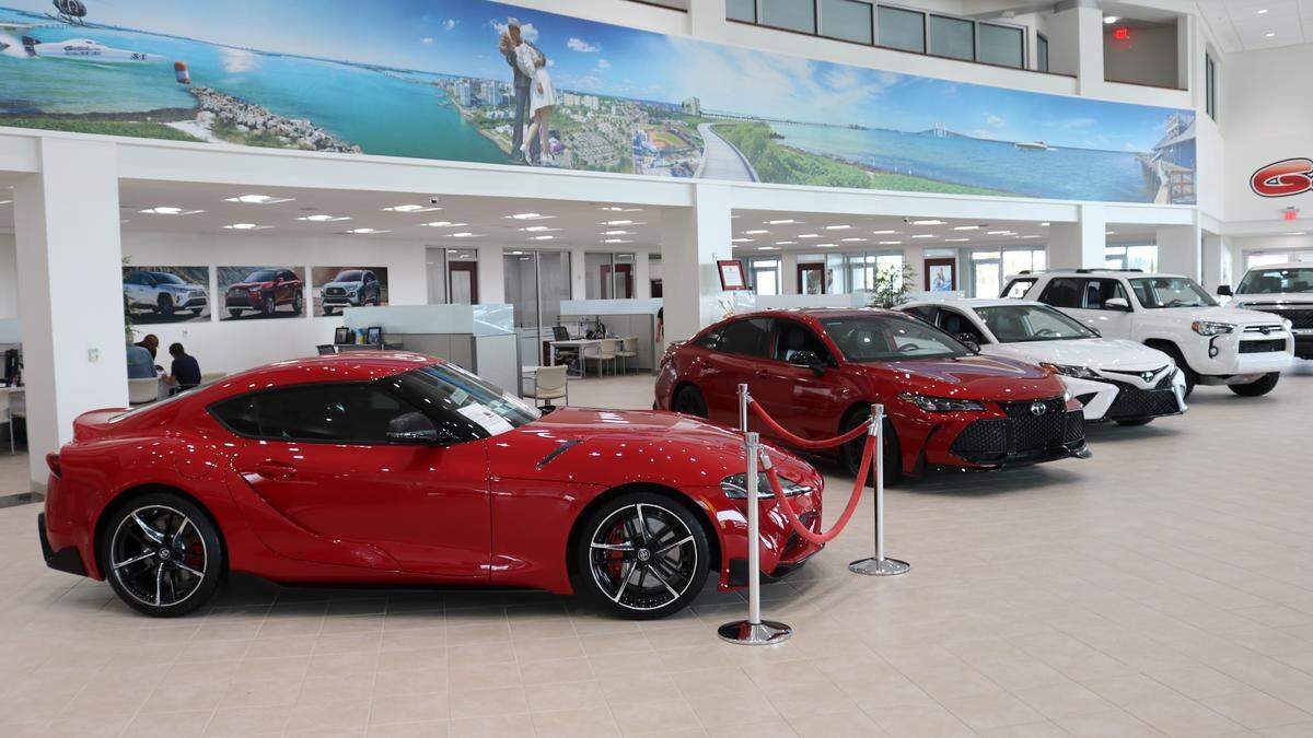 Gettel Toyota of Bradenton, 6323 14th St. W., has a new 60,000-square-foot show room and service center building and a new 32,000-square-foot collision center.