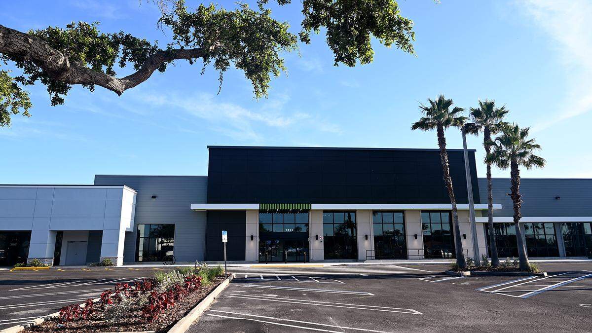 A new retail storefront at 5630 Cortez Road W., Bradenton, shown April 17, 2024, could be the location for an Amazon Fresh grocery. It could be the first of its kind in Florida.