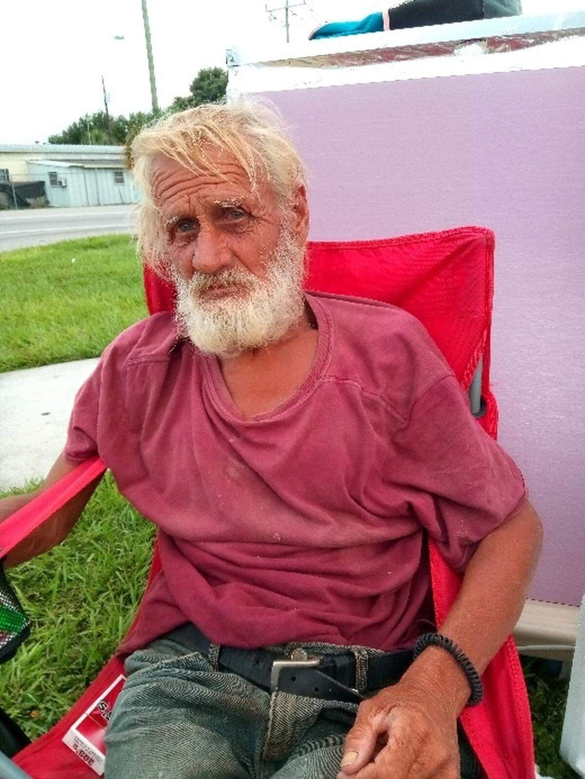 “Reggie” lives on the streets of Manatee County and received a prototype of a portable shelter invented by 12-year-old Madi Scheid.