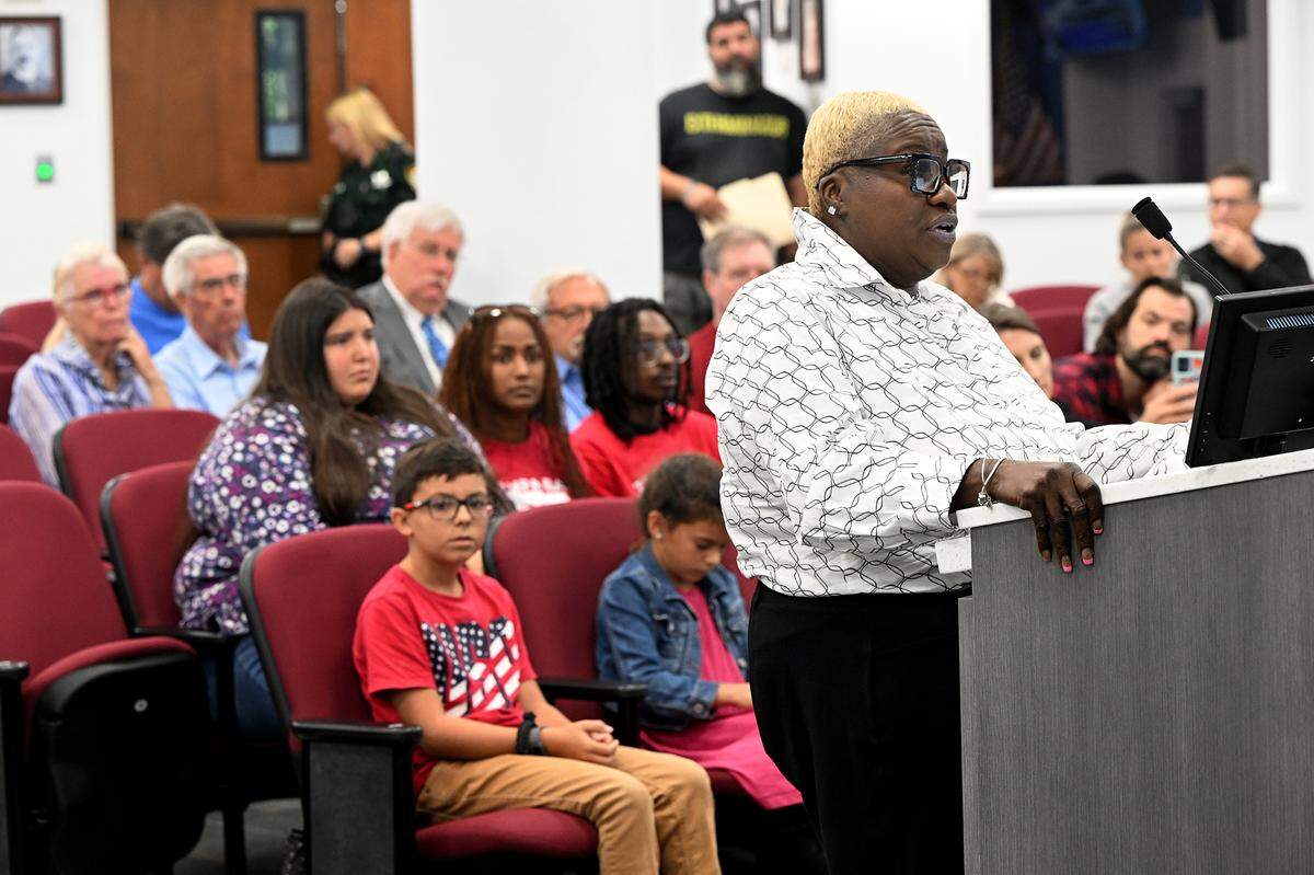 Tracey Washington, Breonte Johnson-Davis’s mother, addresses the county commission after a press conference advocating for justice after her son’s death. A group of local activists called for the Manatee County Commission to implement a new mental health response program on April 23, 2024.