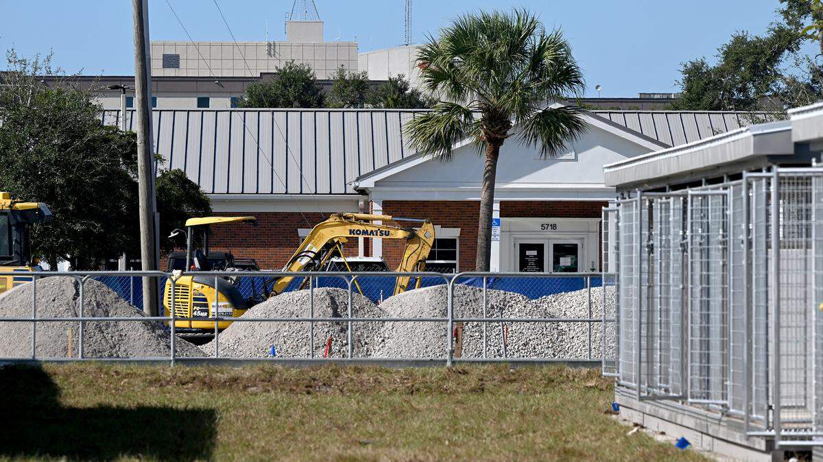 The Bishop Animal Shelter is soon unveiling its expanded shelter with new pet amenities and increased security measures aimed at increasing animal adoption rates, shown on Dec. 11, 2025. The existing facility is shown in the background, with new kennels on the right.