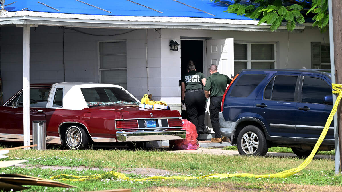 The Manatee County Sheriff’s Office on the scene of a murder in the 6800 block of 26th Street West.  A Wimauma man was arrested in fatal shooting of his ex-girlfriend inside her Bradenton home, deputies say. Photo taken on Oct. 10, 2025.