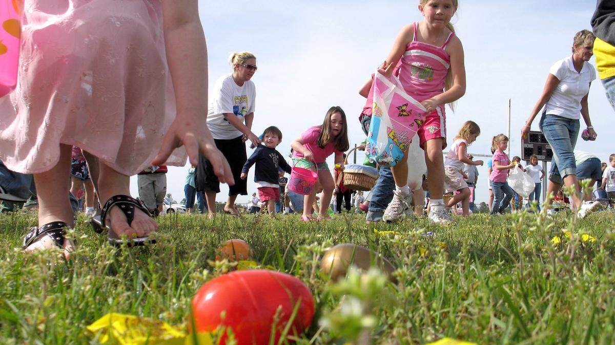 Eggstvaganza brings 12,000 eggs and the Easter Bunny to Lakewood Ranch. HERALD FILE PHOTO