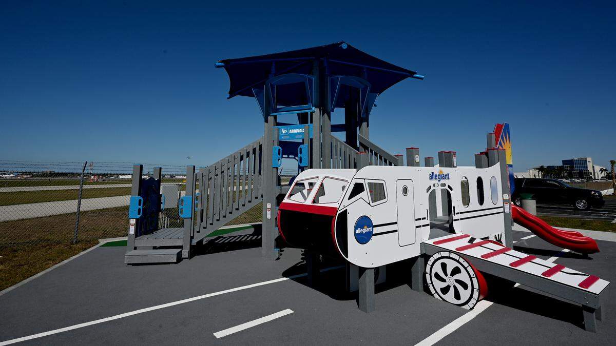 The Sarasota Manatee Airport Authority opened a new observation area at 8330 15th St. E., Sarasota, on Wednesday, March 12. Workers finish up last-minute preparations on Tuesday, March 11.