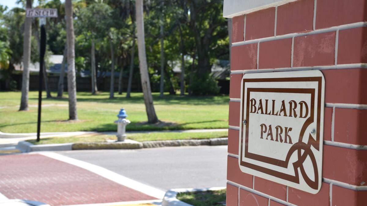 Bradenton City Council members are moving forward with a plan to develop eight vacant lots in the Ballard Park neighborhood along Eighth Avenue West and 17th St. Ct. W. along Wares Creek. According to the proposed buyer, the homes will be modular and match the existing “Old Florida feel.”