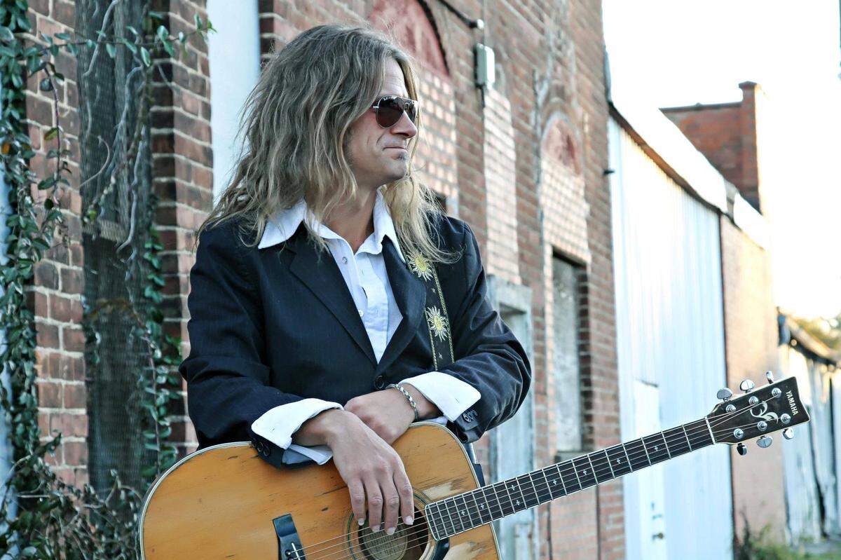 Americana singer-songwriter Wynn Taylor plays Saturdays at 3 Keys Brewing and Eatery in Bradenton.