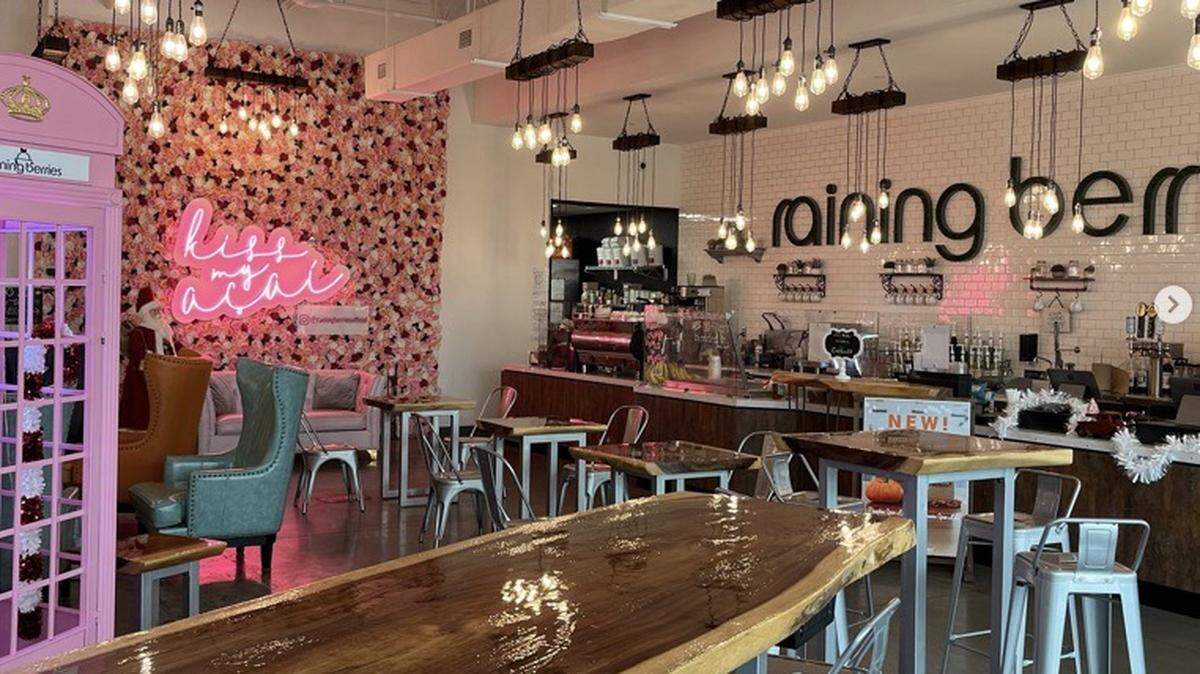 Raining Berries, a fast-growing chain of coffee shops which also offers a food menu, has a store at 8512 Cooper Creek Boulevard in the University Park area.