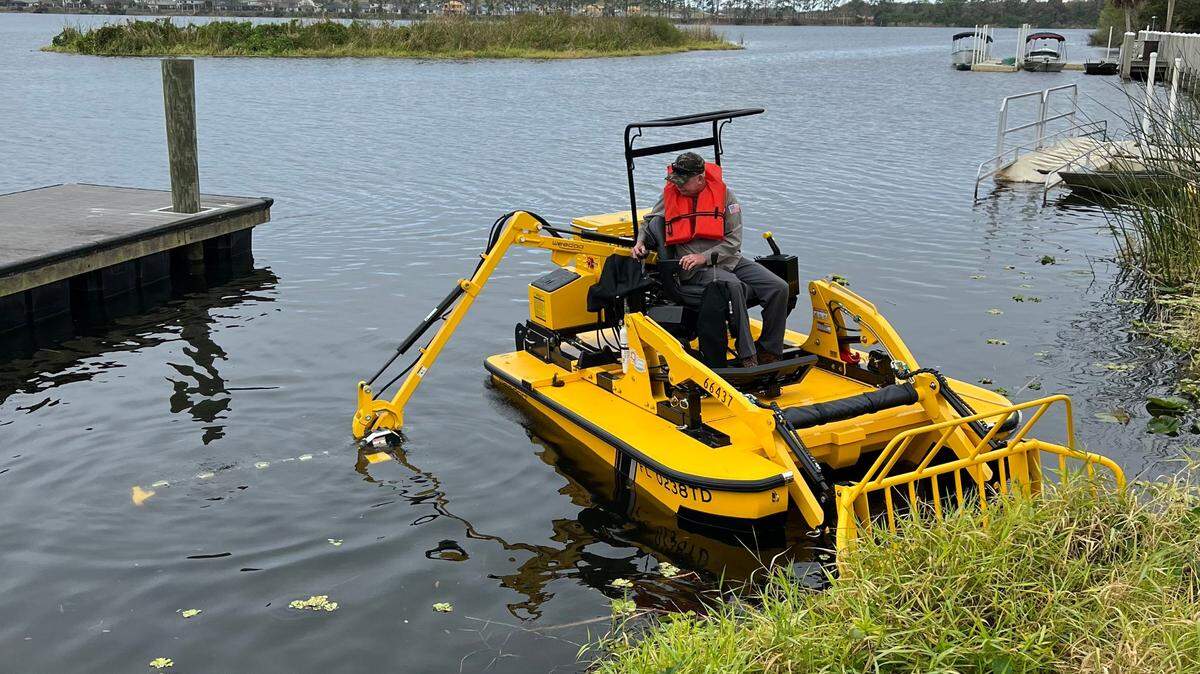 Manatee County now has a skimmer boat that can be used for seaweed cleanup removal of debris from the inevitable next red tide bloom.