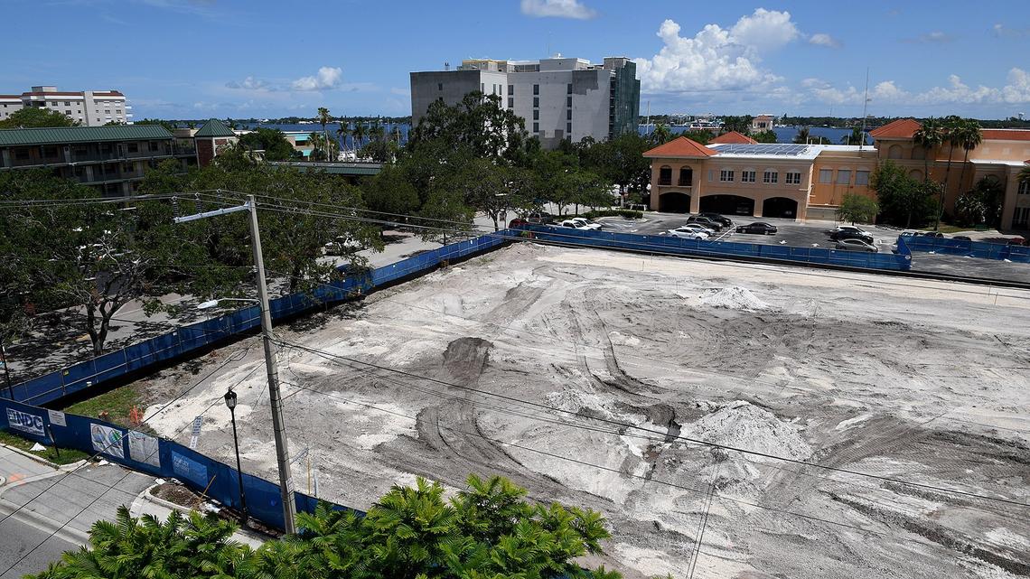 Bradenton officials have committed to a new parking garage, but frustration is mounting over the lack of information on what it will look like.