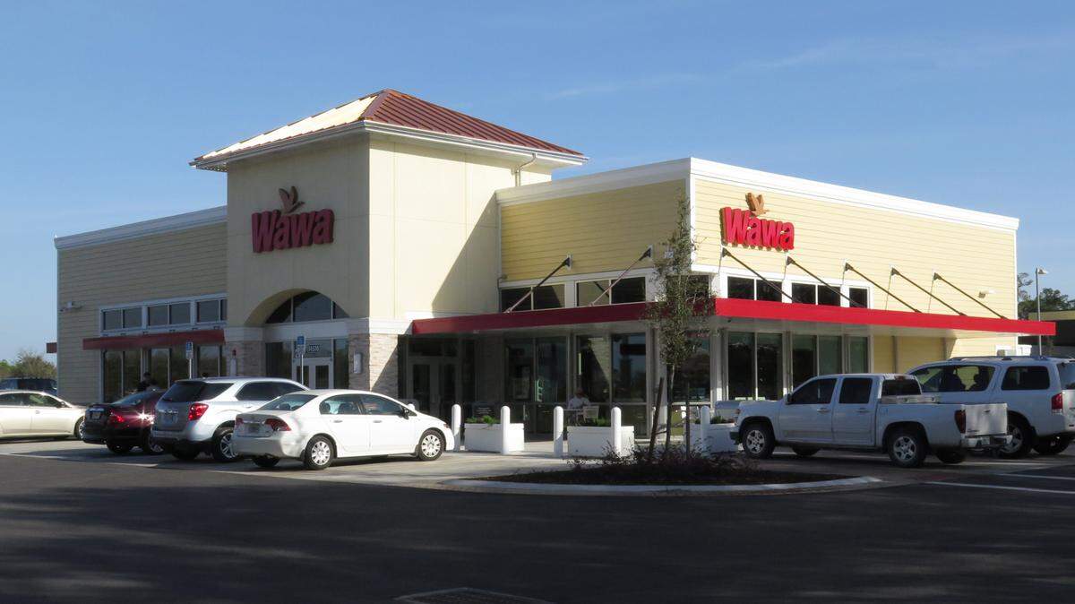 A New Jersey company has purchased a Wawa store at the intersection of Lorraine Road and State Road 70 in Lakewood Ranch for $3.5 million. MATT M. JOHNSON/Bradenton Herald
