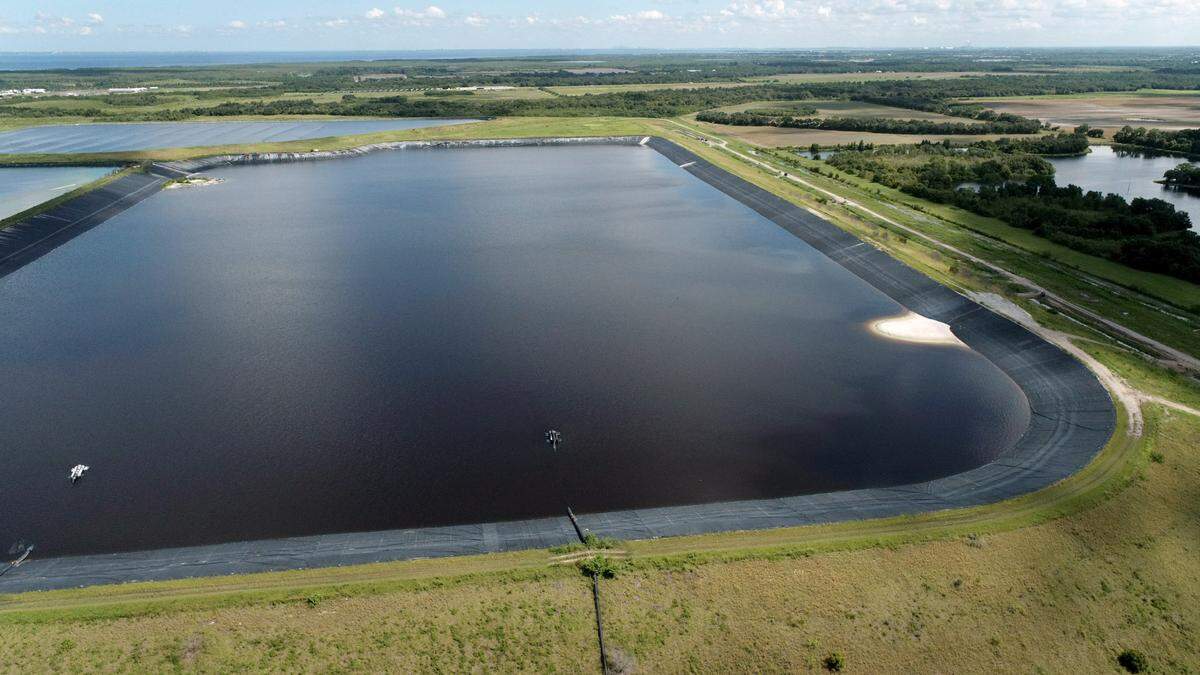 08/12/21—Due to heavy rainfall, state officials are asking a judge to consider an emergency hearing that would hand over control of the Piney Point site to a third-party operator before there’s another leak or spill at the former phosphate processing plant.