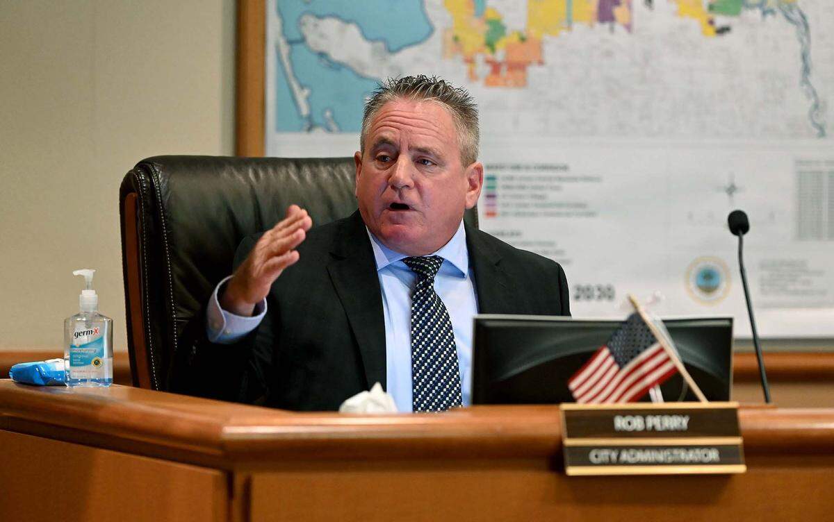 Bradenton City Administrator Rob Perry at a Bradenton City Council workshop Wednesday, Oct. 19, 2022.