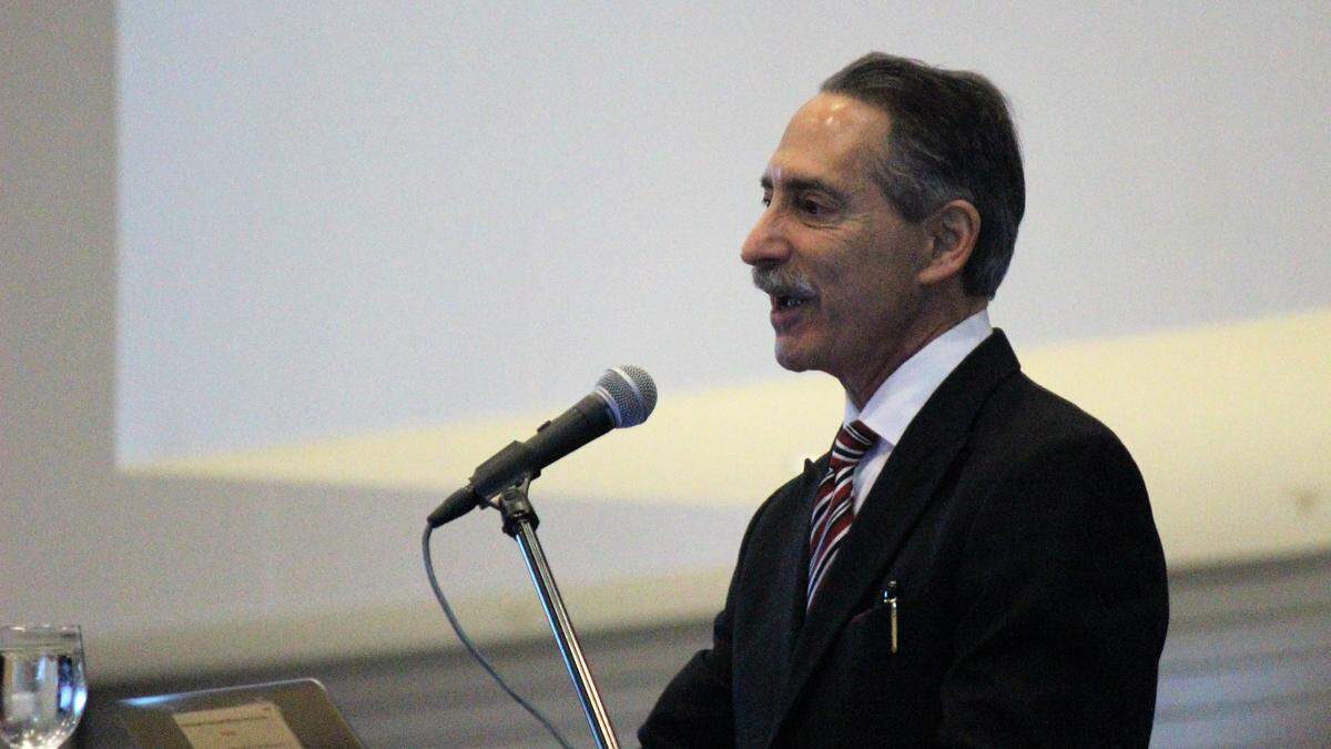 Economist Hank Fishkind said the Bradenton area remains an attractive place to live and do business, but there are challenges, not all of which can be addressed locally.