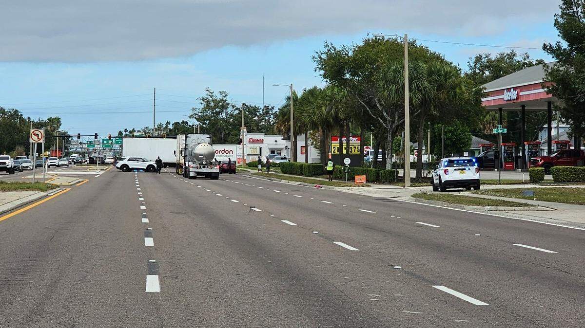 Two lanes of First Street in Bradenton were temporarily blocked after a crash involving a semitrailer on Wednesday afternoon, according to the Bradenton Police Department.