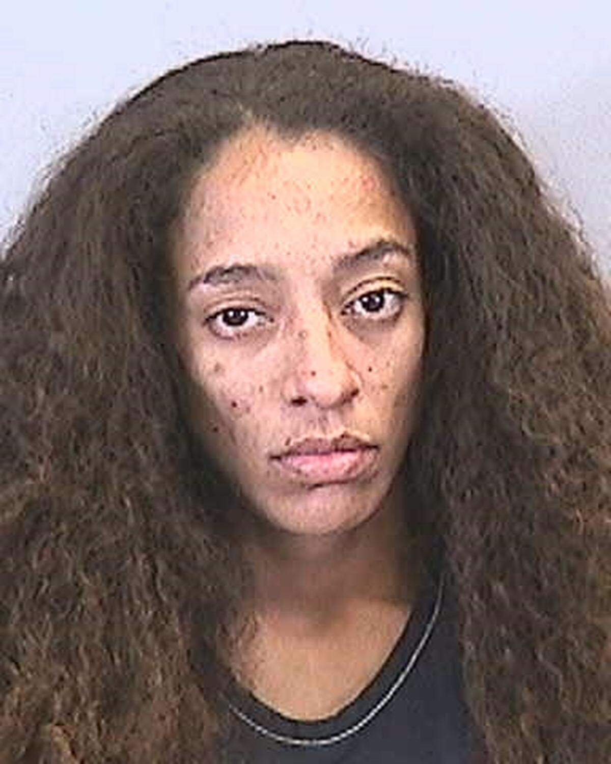 Tracy Pretto, warrants, $18,000 bond.