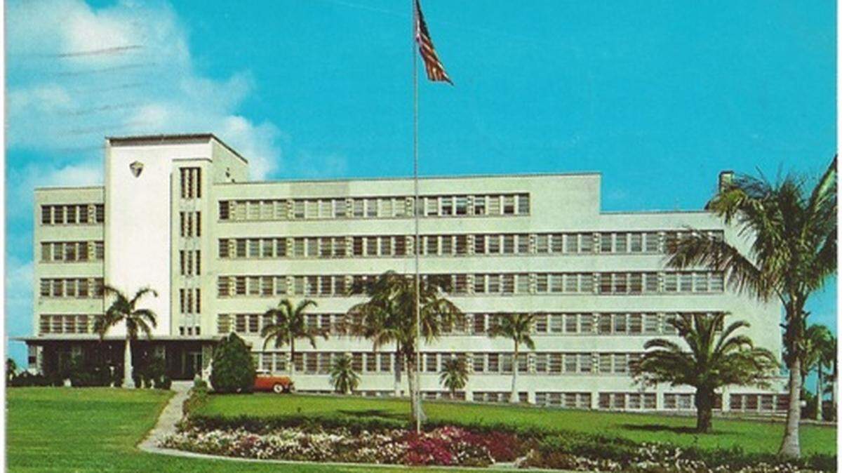 Manatee Veterans Memorial Hospital as it looked in 1954.