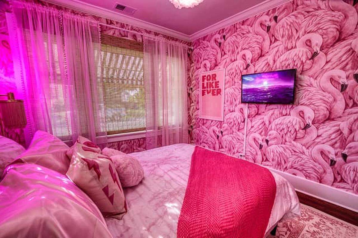 A luxury Airbnb home in West Bradenton is catching eyes with its bold decor after it was recently listed for sale.