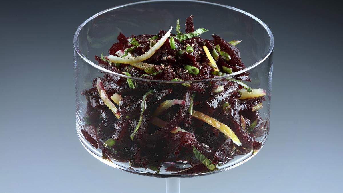 E. JASON WAMBSGANS/CHICAGO TRIBUNE/TNSThis beet salad is easy to make and pleases a crowd.