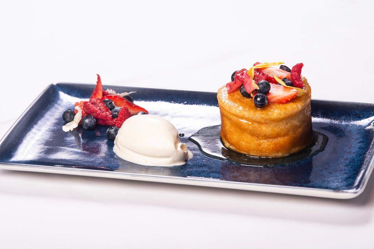 Le Mans’ signature pillow pancakes.