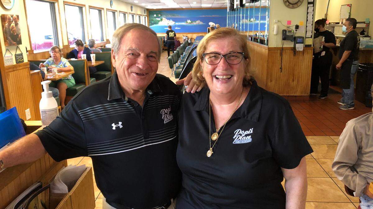 Emmanel and Popi Ameres, co-owners of Popi’s Place.